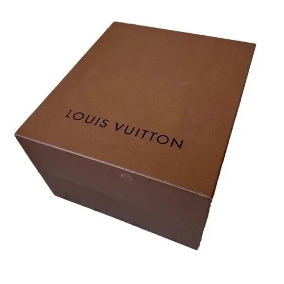 Louis Vuitton Large Empty Box 13" x 10.5" x 7" Tissue and Leather Ribbon - Picture 1 of 7